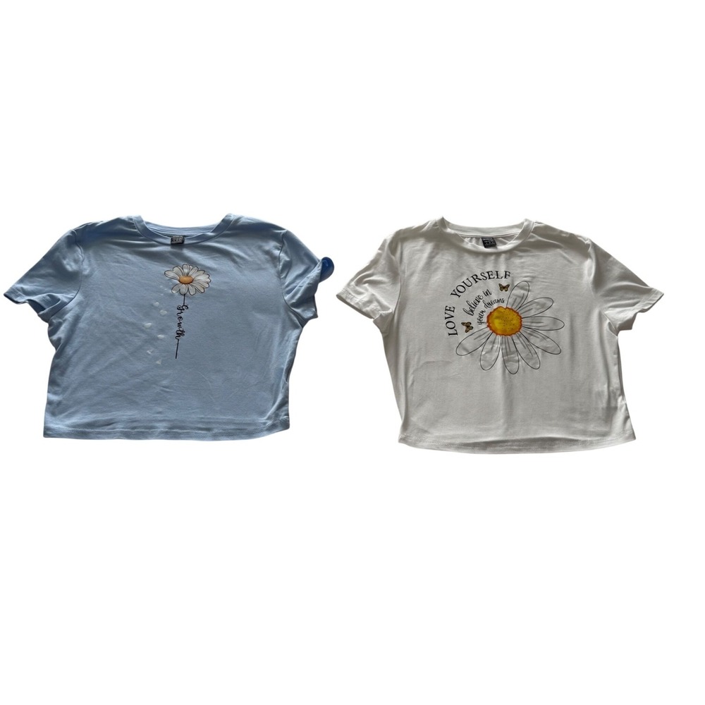 SHEIN Daisy Graphic TShirts Blue White Lot of 2 Women Size M Inspirational Shirt